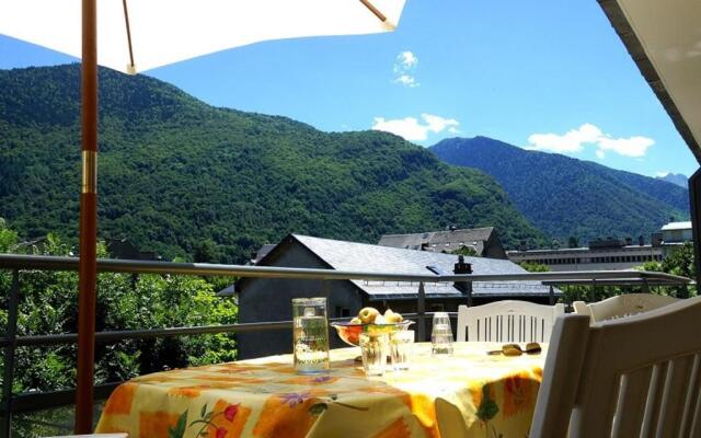 Appartement Bagnères-de-Luchon, 2 pièces, 4 personnes - FR-1-313-127