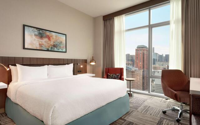 Hilton Garden Inn Chicago Downtown South Loop