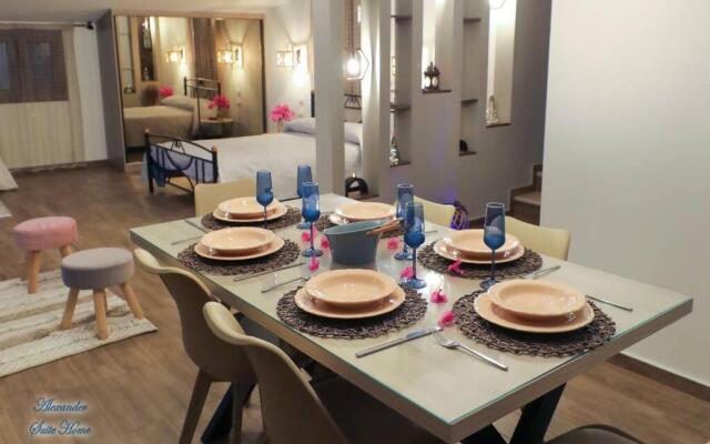 Alexander Suite Home