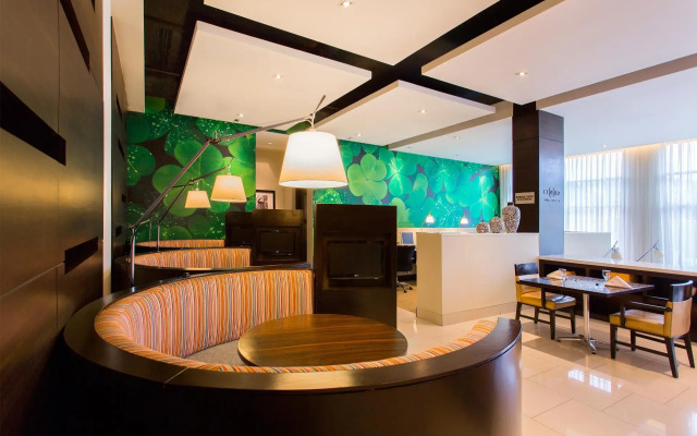 Courtyard by Marriott Panama Metromall