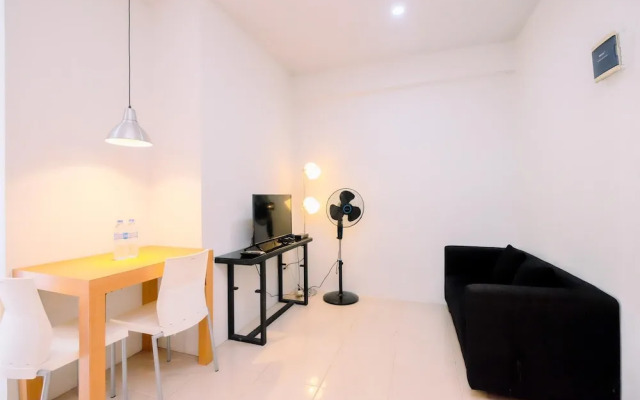 Comfort And Homey 2Br At Titanium Square Apartment