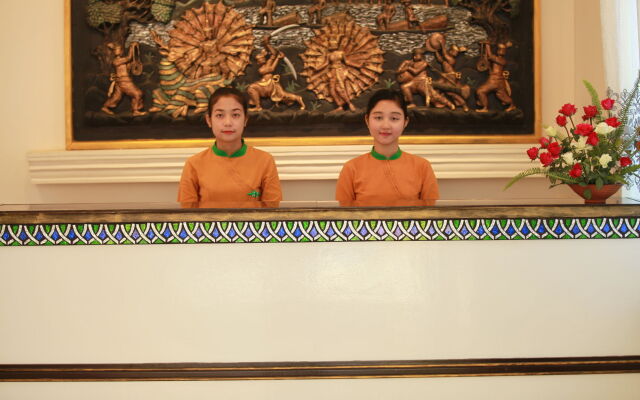 The Hotel Emperor Inle