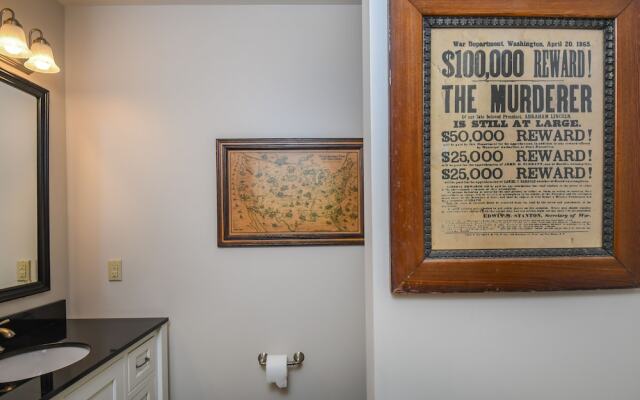 Boulder House 6 Bedroom House