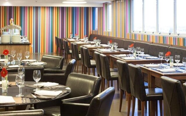 Delmond Hotel