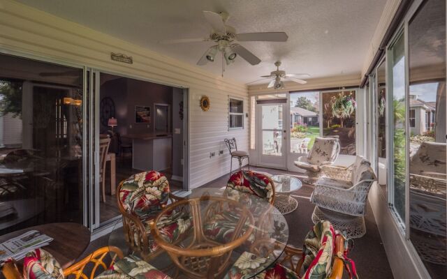 Deerfield Lane 1253 by White Pelican VR