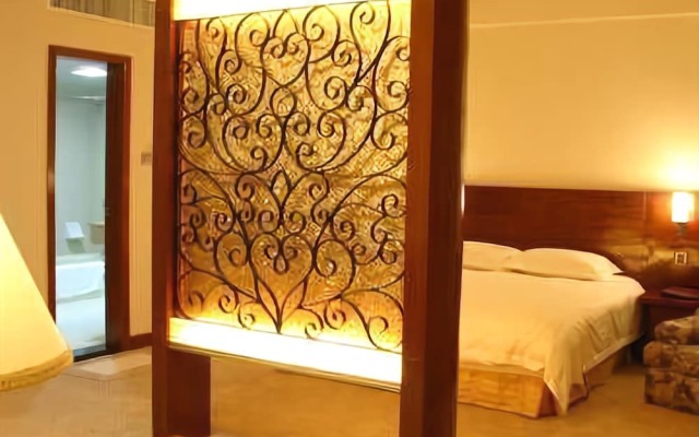 Overseas Chinese Hotel