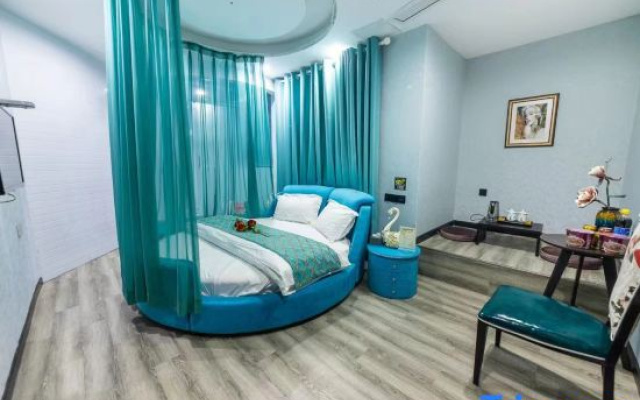 Yijiayi Business Hotel (Chongqing Beibin Road Liujia Wharf)