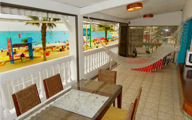 Chescos Hostel & Hotel