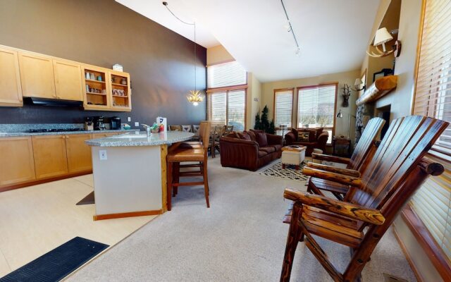 Snowcreek #991 3 Bedroom Condo