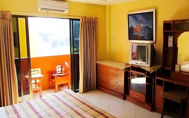 Robin’s Nest Guesthouse & Restaurant