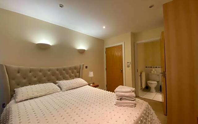 Double Bedroom with PT/B