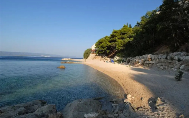 Neve - 100 m From Pebble Beach - A2