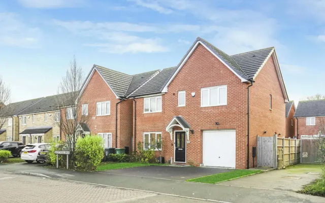 Spacious 5-bed Contractor House - Parking Wi-fi