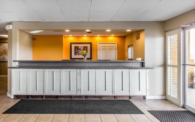 Econo Lodge