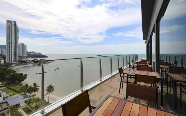 Hompton by the Beach Penang