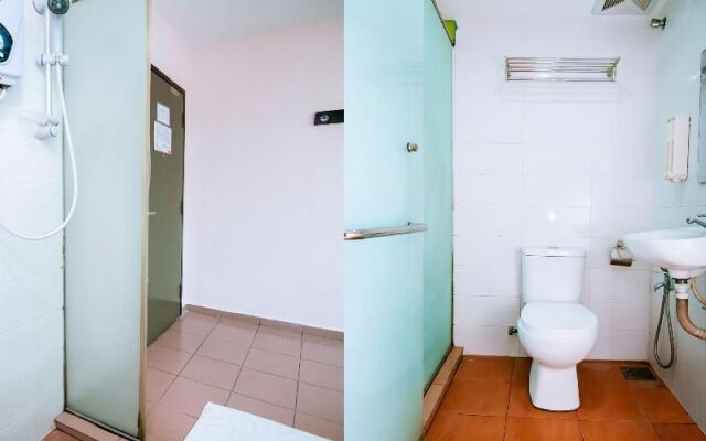 OYO 816 Hotel De Kiara