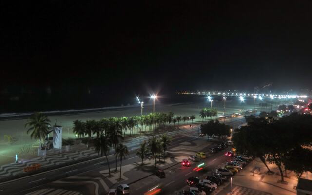 LinkHouse Wonderful Beachfront 4-BDR C11-008