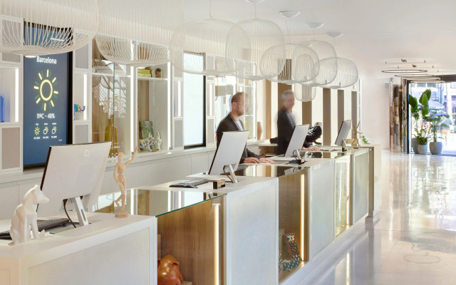 INNSiDE by Melia Barcelona Apolo Hotel