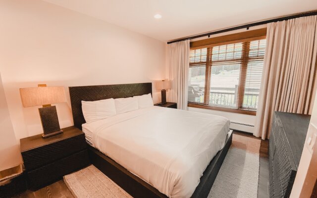 Lone Eagle 3000 by SummitCove Vacation Lodging