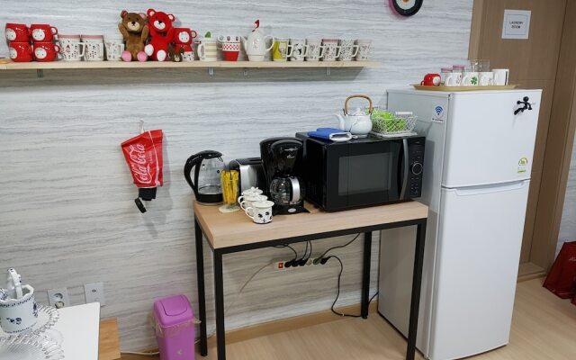 Buzz Guest House - Hostel