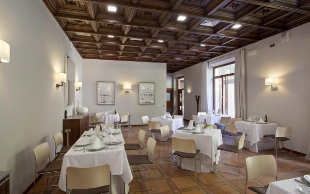 Parador de Cáceres Hotel