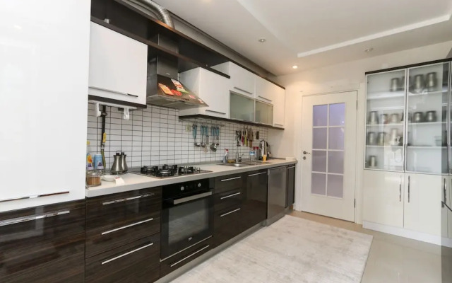 Platinum Apart Hotel