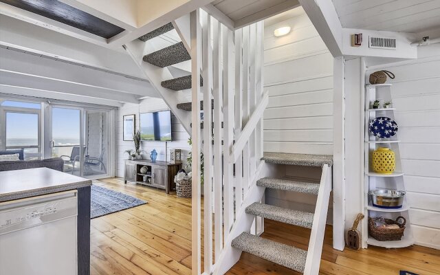 Atlantic Watergate 16 by Long & Foster