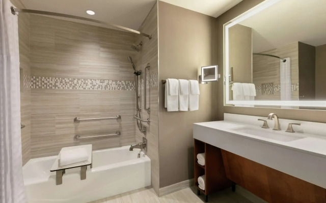 Embassy Suites by Hilton Berkeley Heights