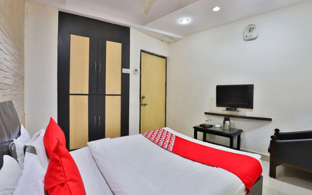Hotel Gokul