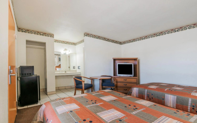 Travelodge by Wyndham Temple