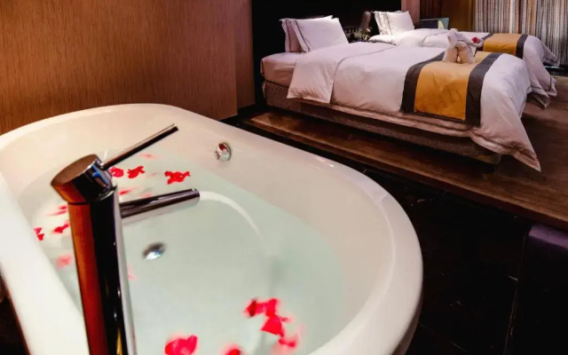 Liyang Hentique Resort & Spa Villa