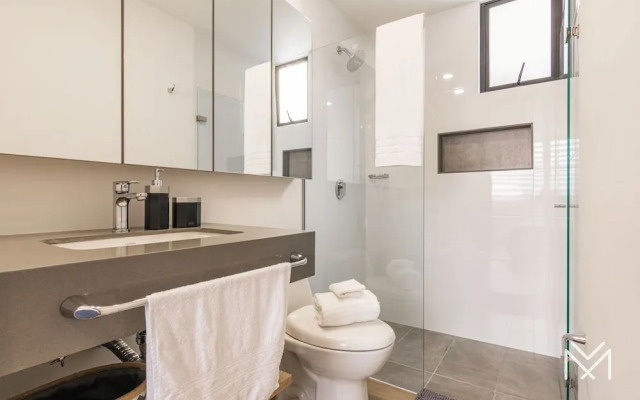 Luxury Apto 2 Bd-2 AC in Aguacatala
