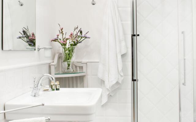 This beautiful apartment in a small Tuscan house.