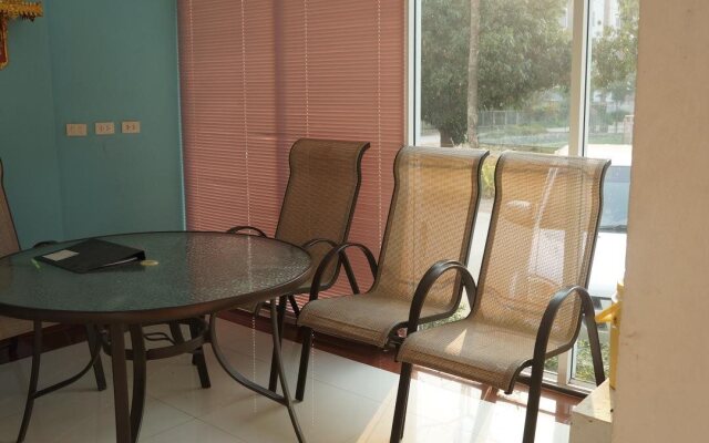 Siriwan Grand Garden Apartment