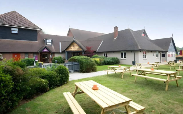 Premier Inn Nottingham West