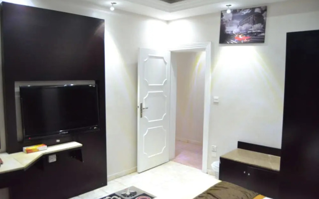Hayat Al Janadriyah Furnished Units