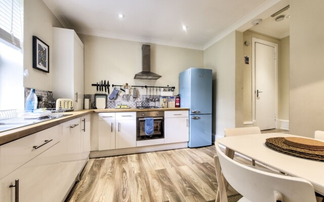 Maya's Glasgow Holiday Homes