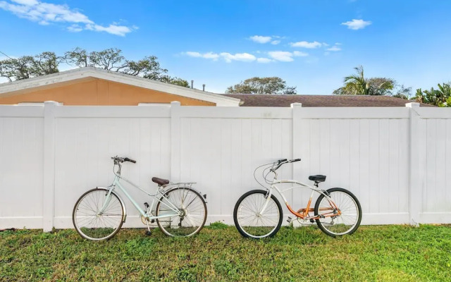 332 Formosa Drive