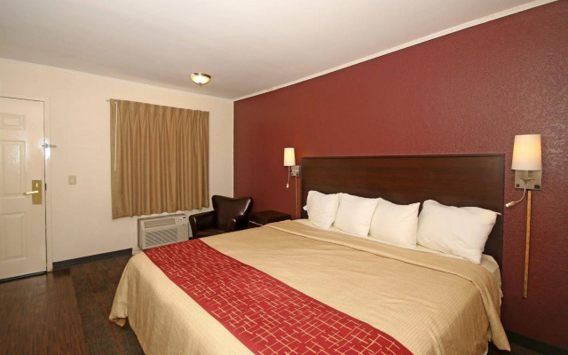 Red Roof Inn Santee
