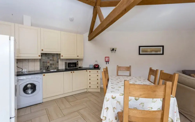 Classic Cotswolds Home near Littleworth