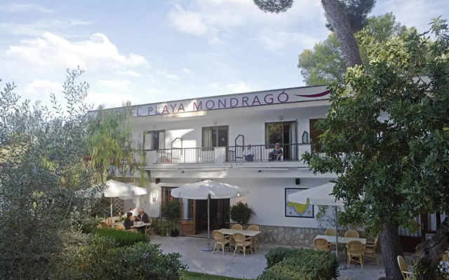 Hotel Playa Mondrago