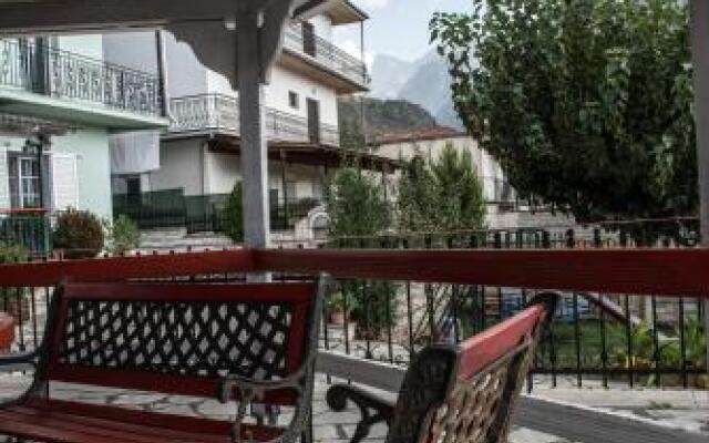 Guesthouse To Tzaki