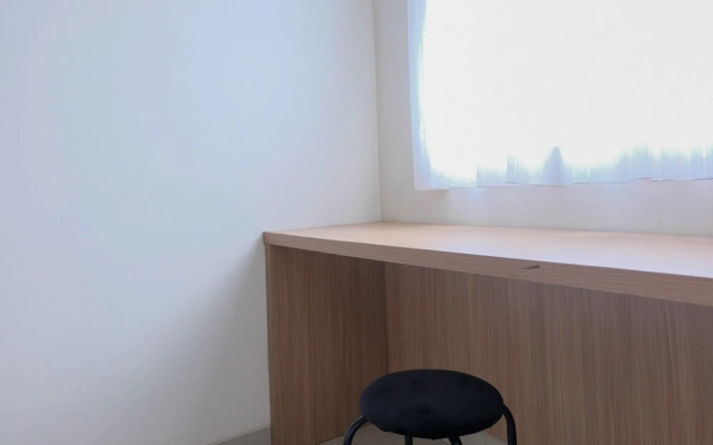 Modern and Comfy Studio Parkland Avenue Apartment