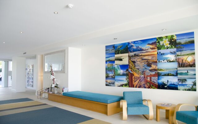 Kirra Surf Apartments