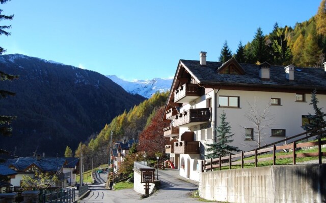 Residence Larice Bianco