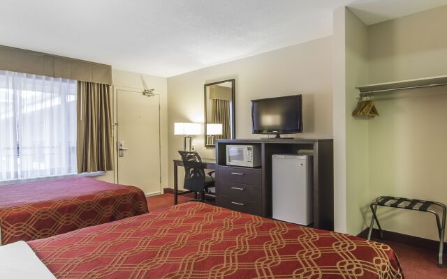 Econo Lodge Lethbridge