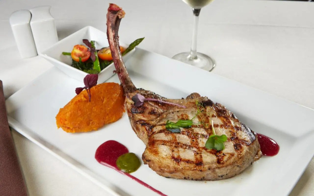 Manchebo Beach Resort and Spa