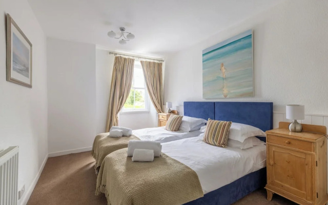 Village House - North East Escapes