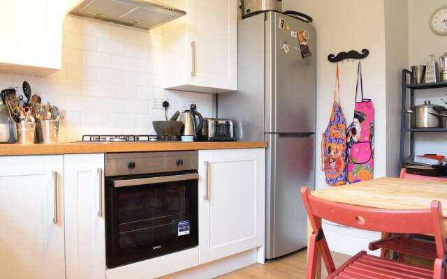 3 Bedroom Flat In Brixton