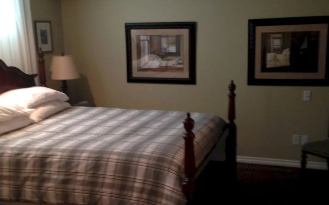 Desert Oasis Bed & Breakfast